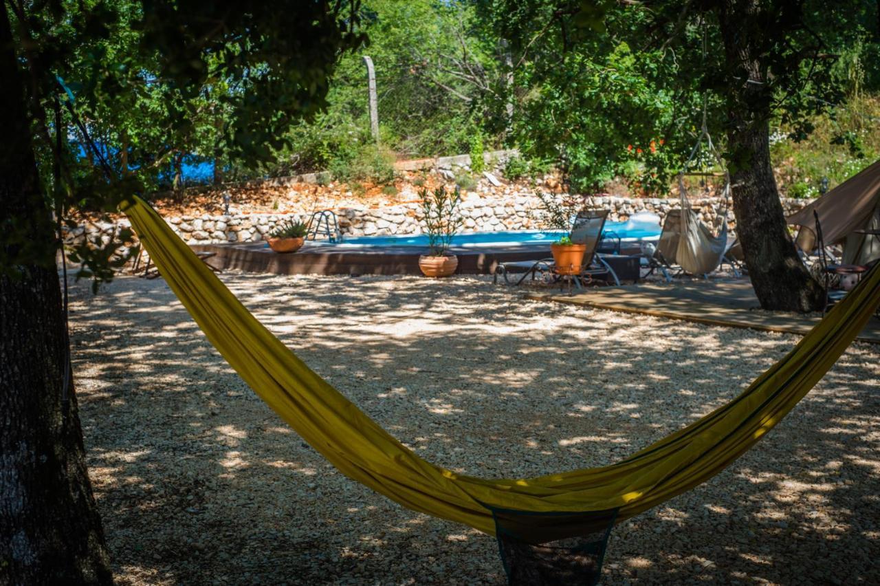 Hotel Rock Oak Glamping 3 Imotski Exterior foto